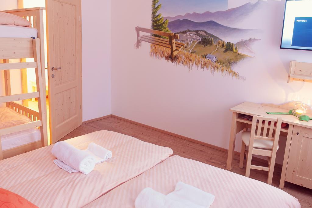 Guesthouse Macesen Spodnja Sorica Szoba fotó