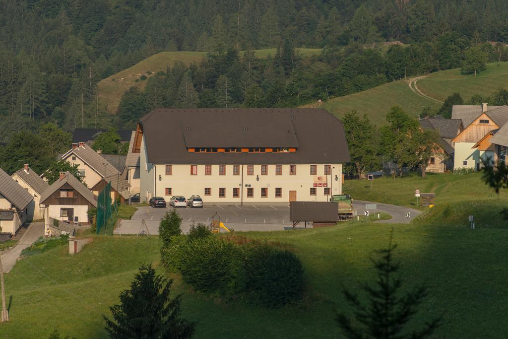 Guesthouse Macesen Spodnja Sorica Kültér fotó